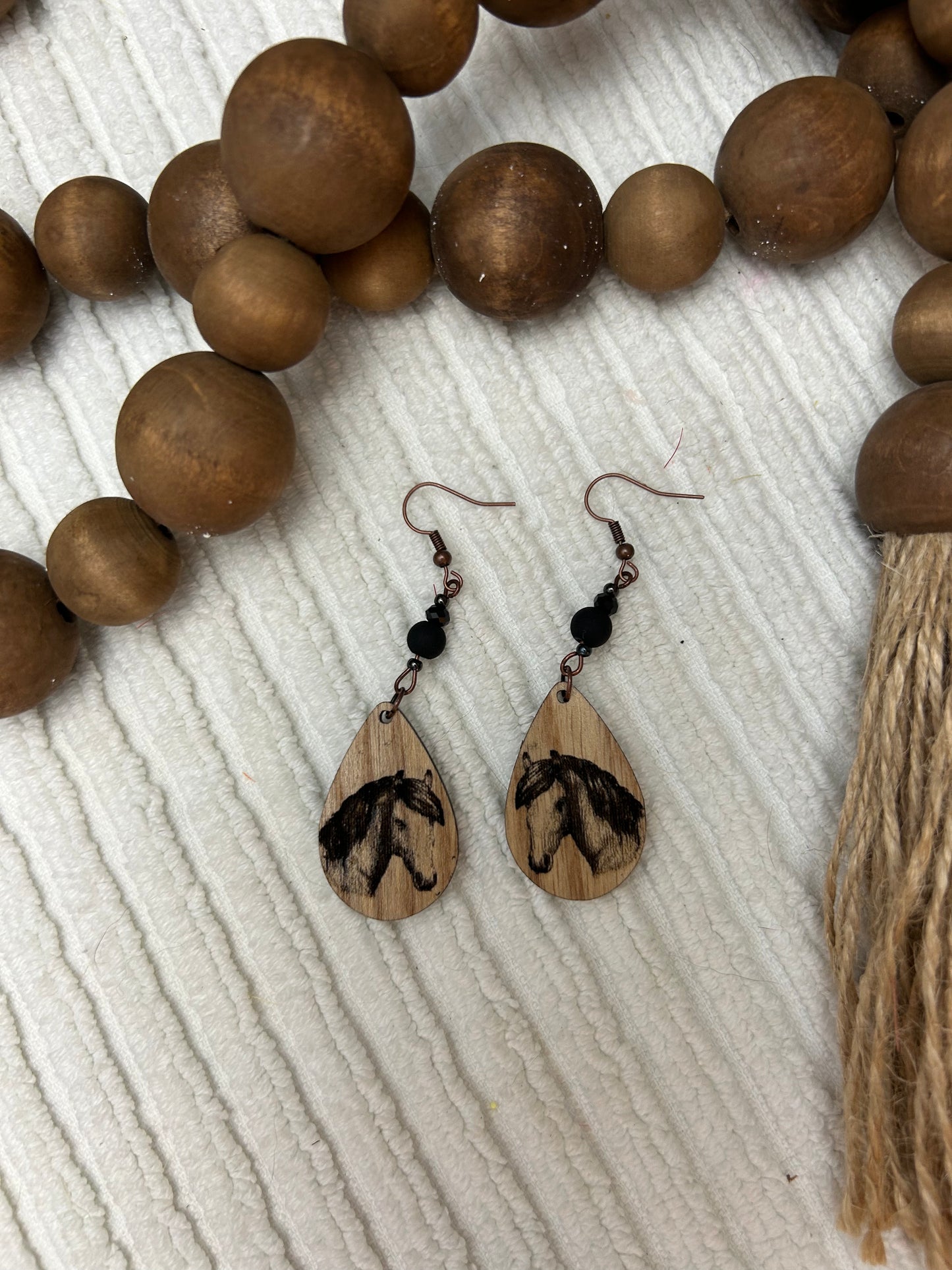 Engraved Horse Teardrop