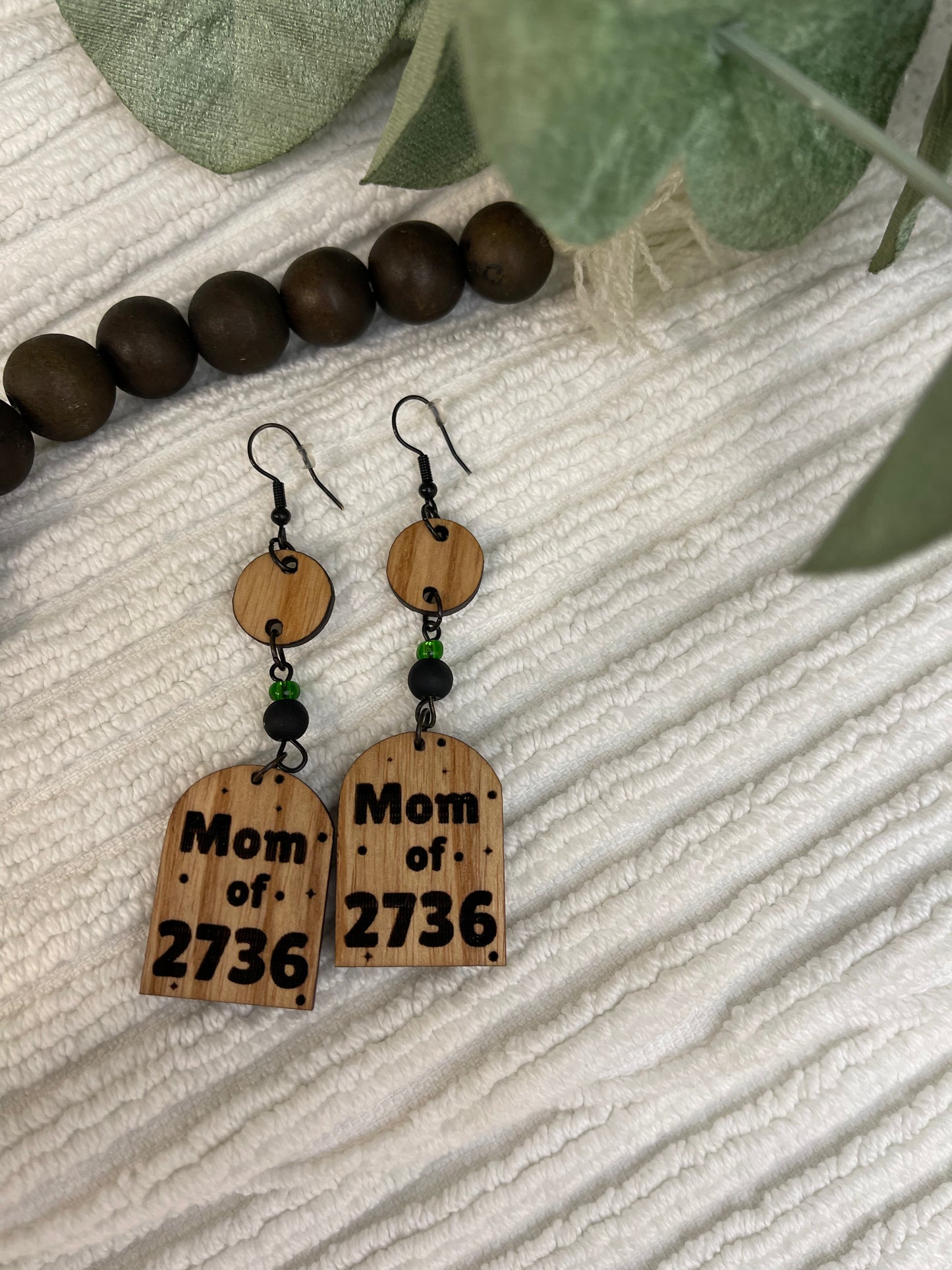 Wood bold font dangles