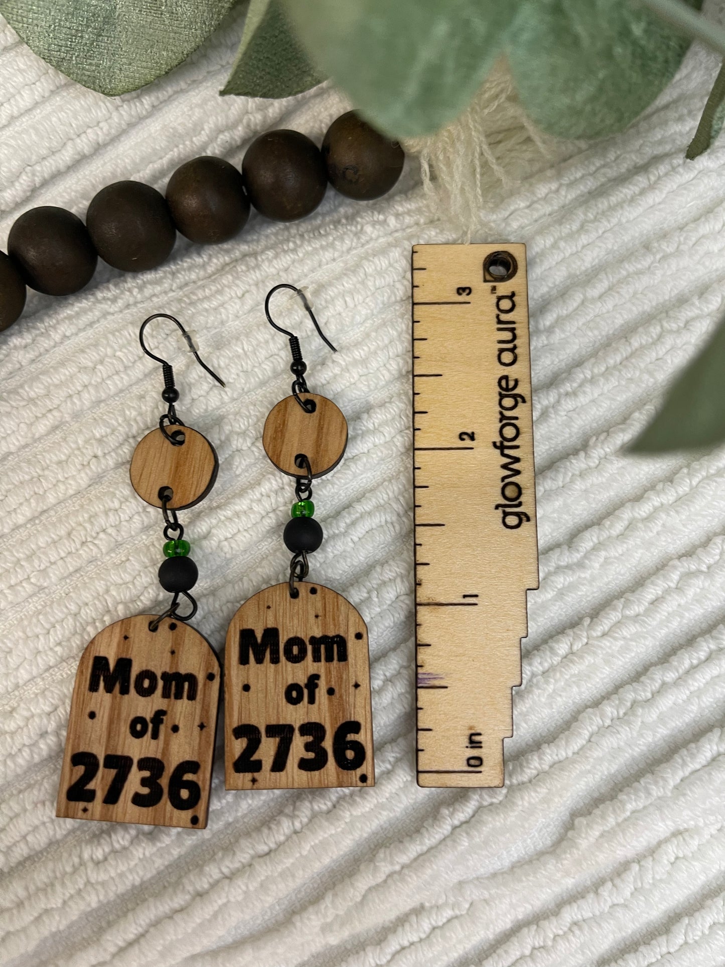 Wood bold font dangles